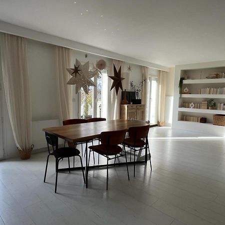 Maule Maison Familiale, Belle Et Moderne Proche De Versailles Et Thoiry מראה חיצוני תמונה