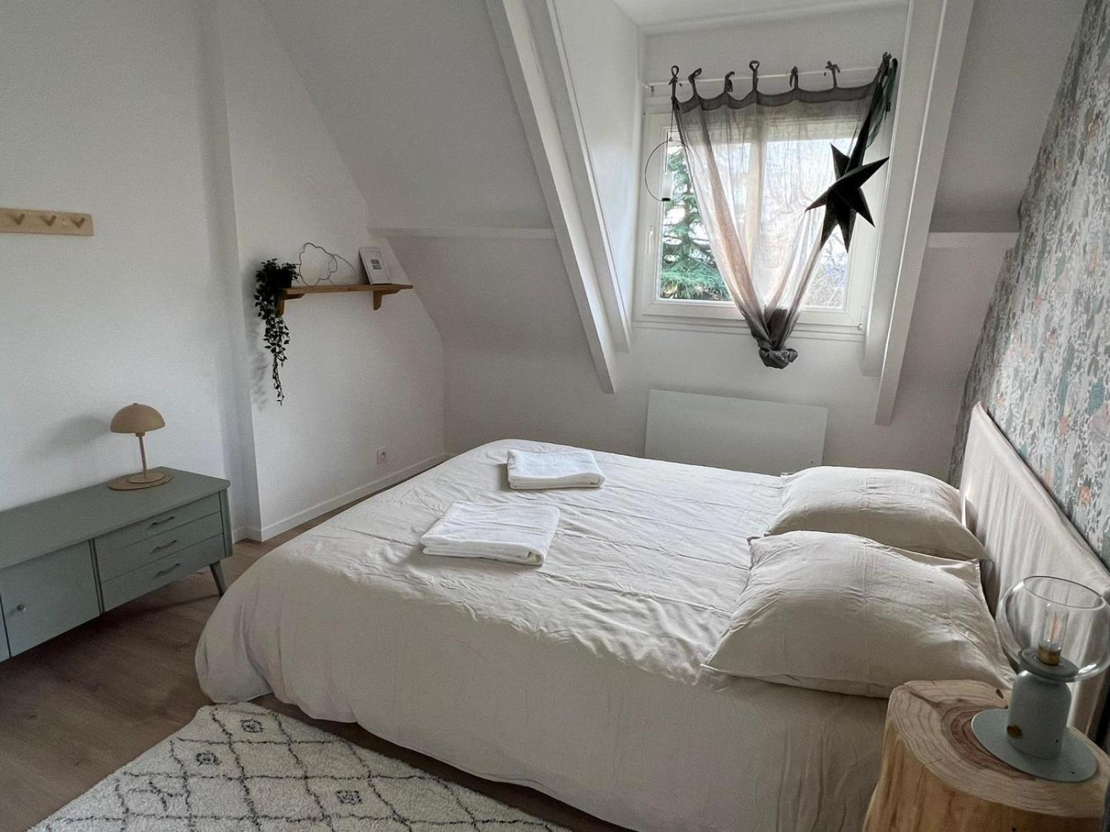 Maule Maison Familiale, Belle Et Moderne Proche De Versailles Et Thoiry מראה חיצוני תמונה